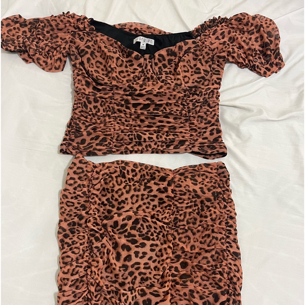 Fashion nova cheetah 2 piece